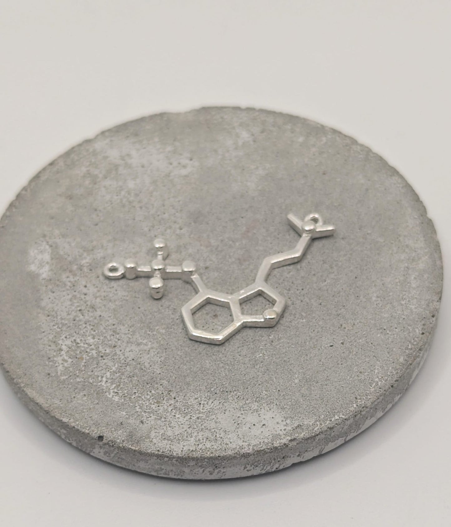 🍄 Collar Molécula de Psilocibina – Conexión, Naturaleza y Expansión en Plata 925
