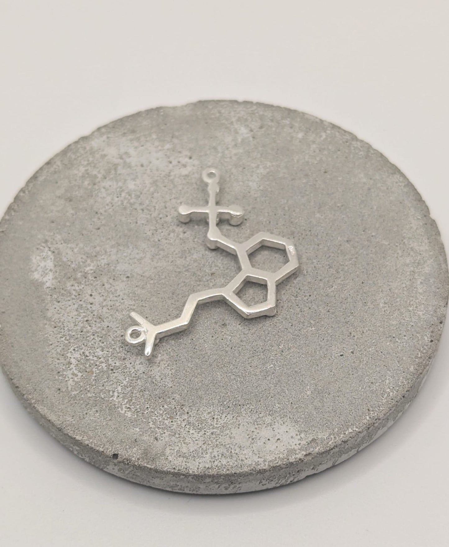 🍄 Collar Molécula de Psilocibina – Conexión, Naturaleza y Expansión en Plata 925