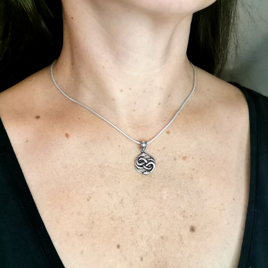 Colgante de Plata 925 Auryn — Serpiente Infinita / Amuleto del Neverending Story — Tamaño Pequeño o Grande