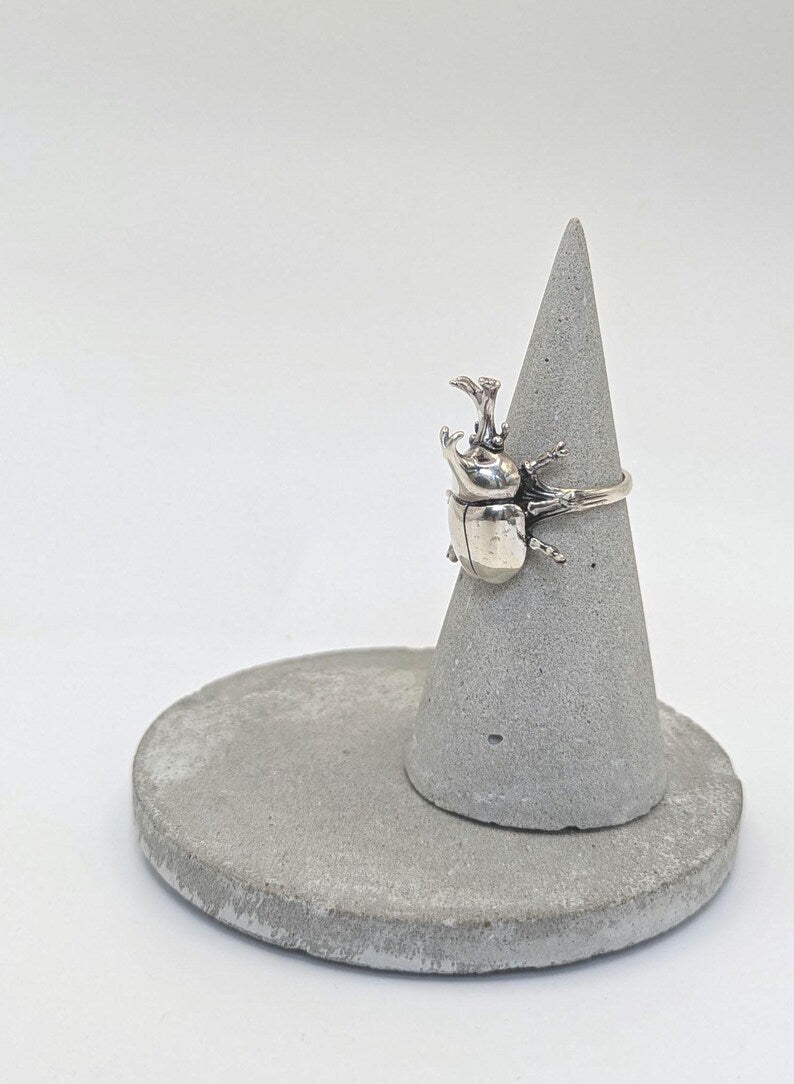 Anillo Escarabajo Rinoceronte en Plata 925