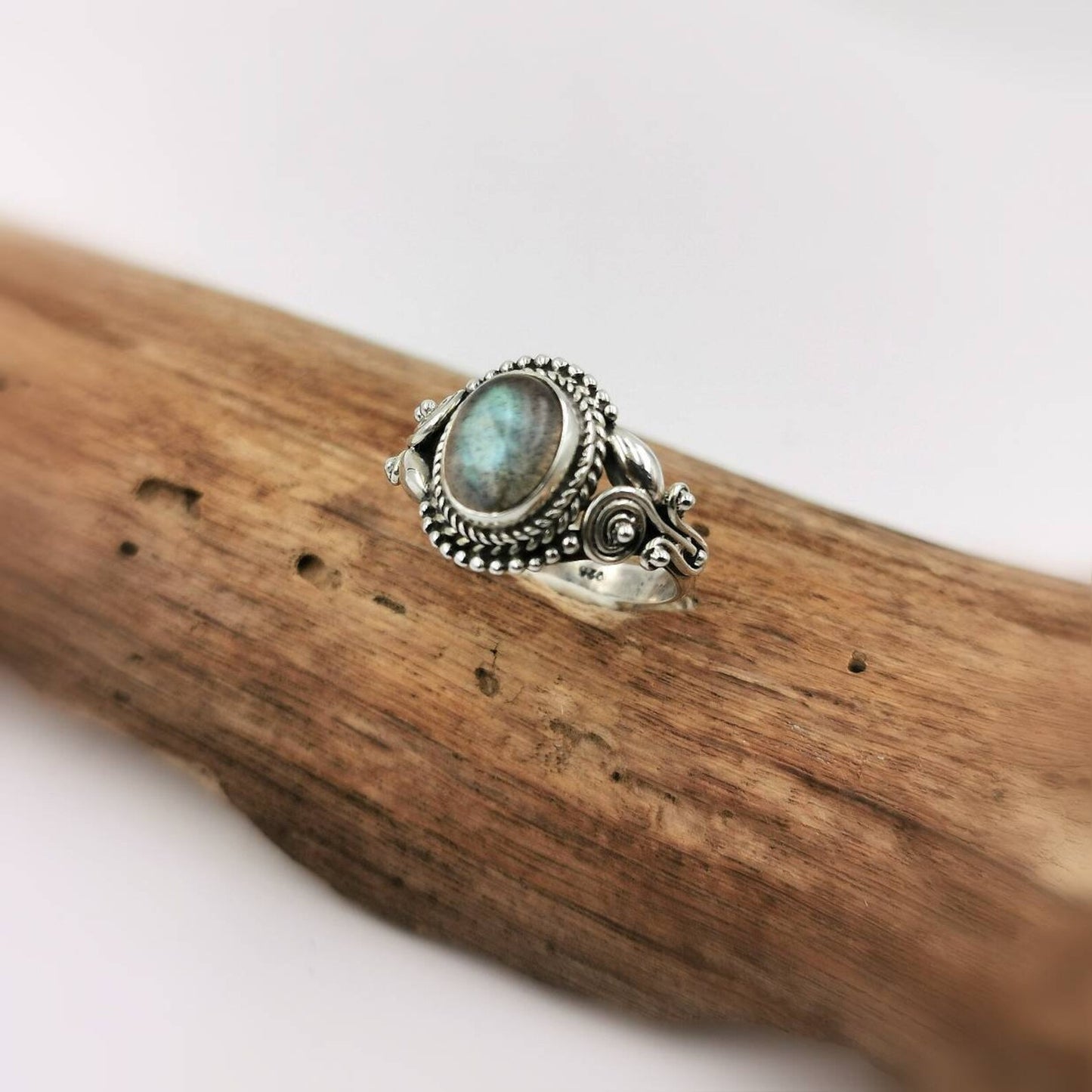 Anillo Boho Clásico de Plata 925 con Piedra Natural