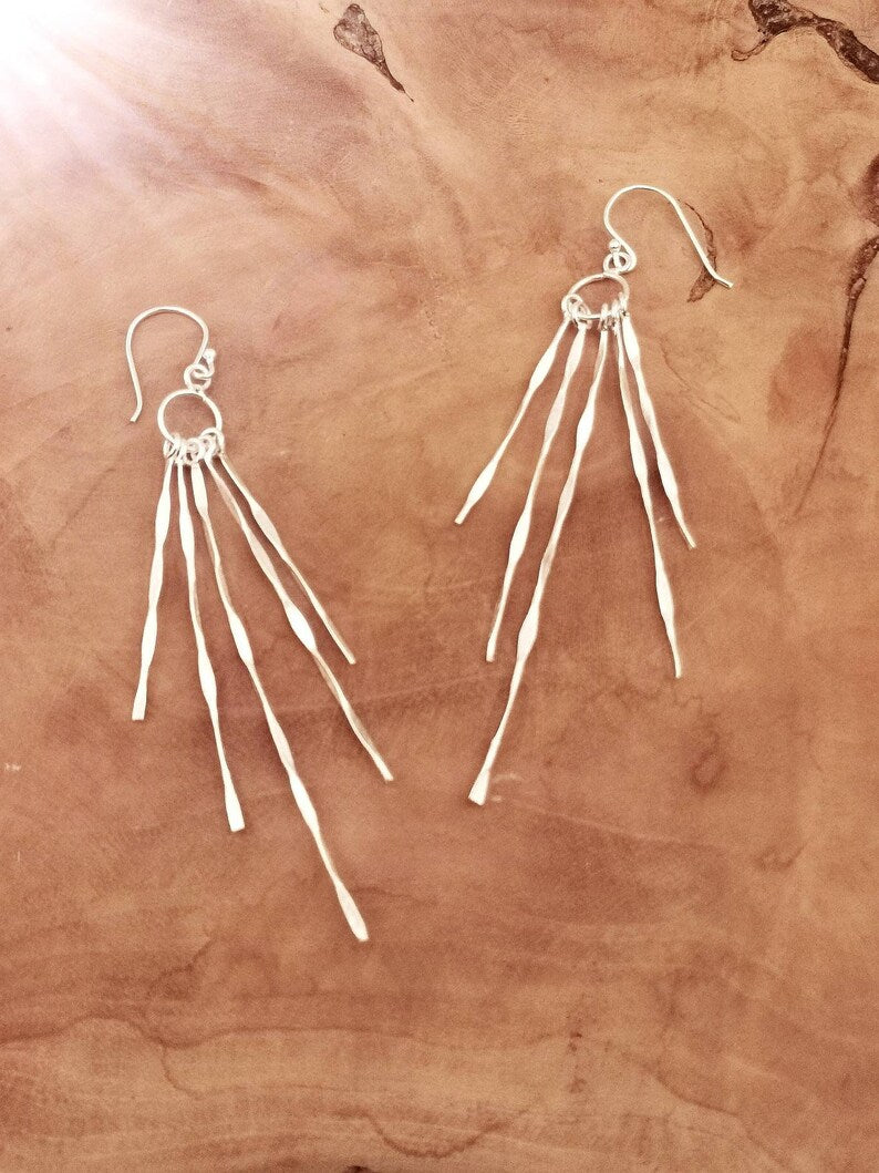 Aros Flecos Colgantes en Plata 925 con Acabado Mate