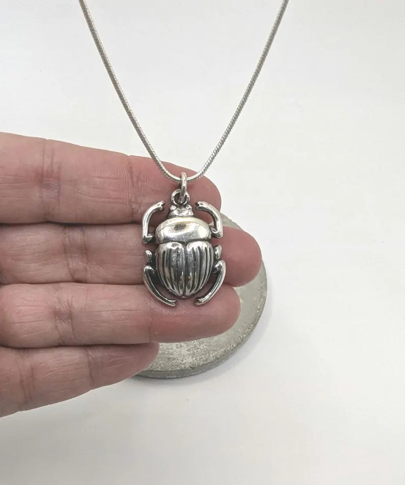Colgante Escarabajo en Plata 925