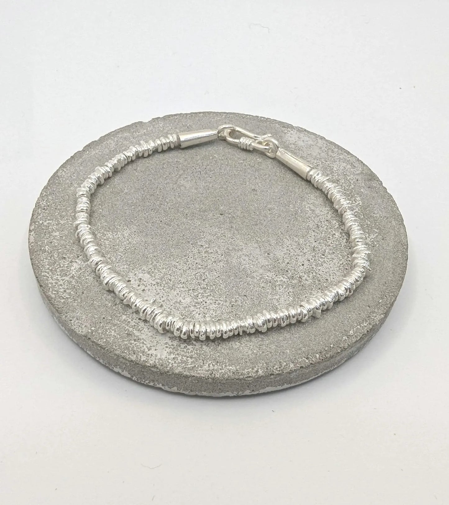 Pulsera de Cuentas en Plata Hill Tribe