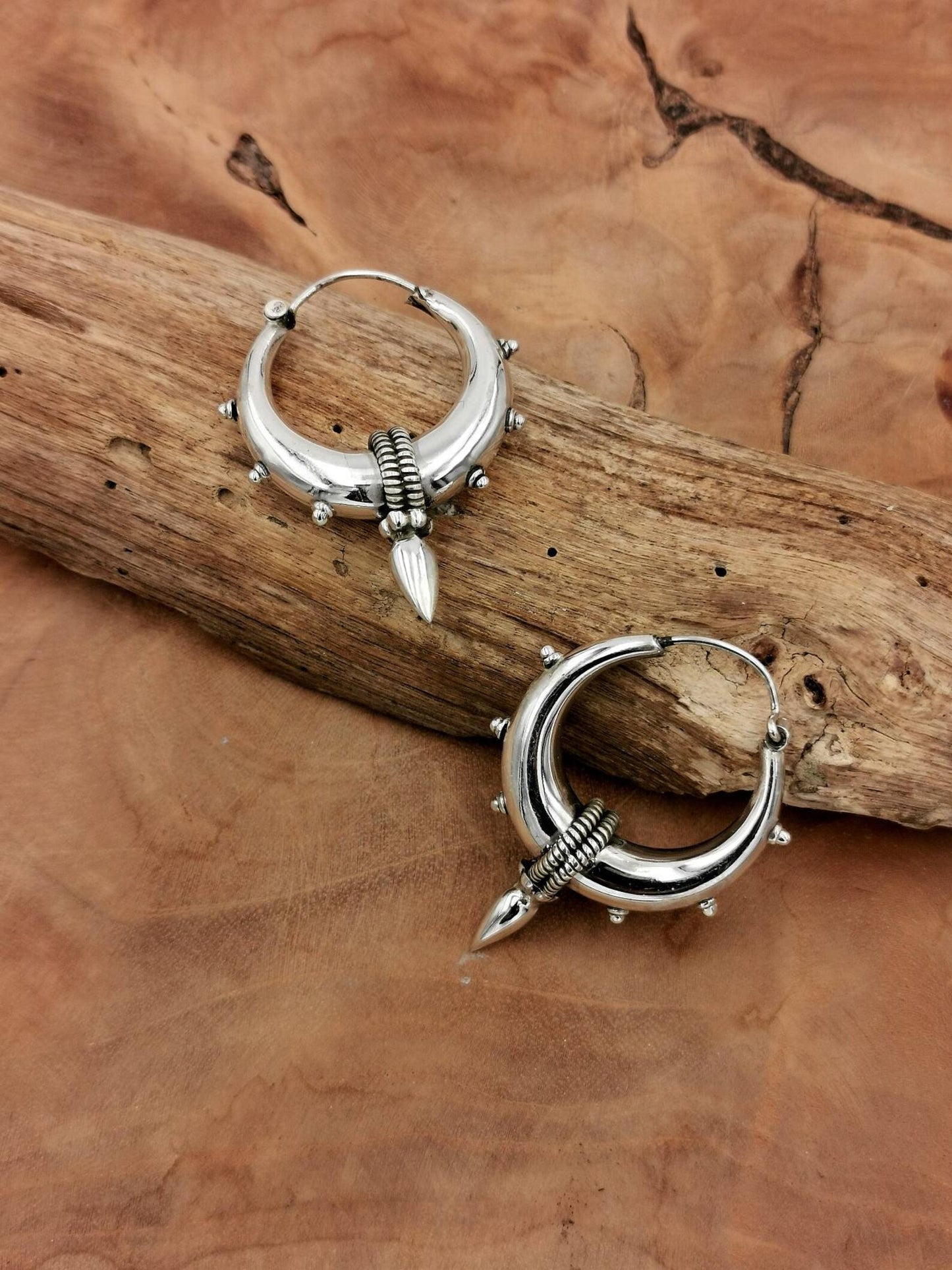 Aros Tribales Grandes con Puntas en Plata 925