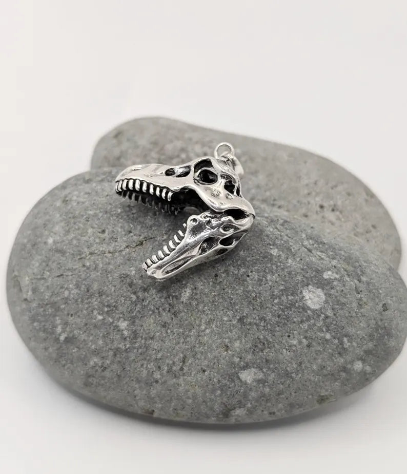 Colgante Calavera de T-Rex 3D – Joyería de Dinosaurio en Plata 925