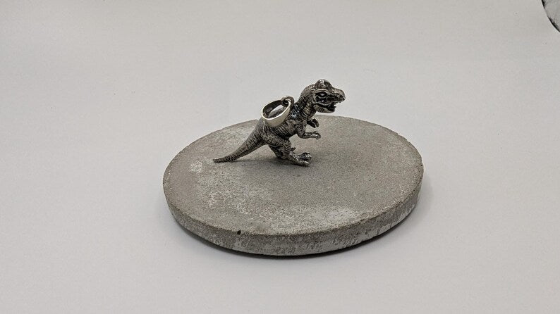 Colgante Dinosaurio T-Rex en Plata 925 – Joyería Prehistórica